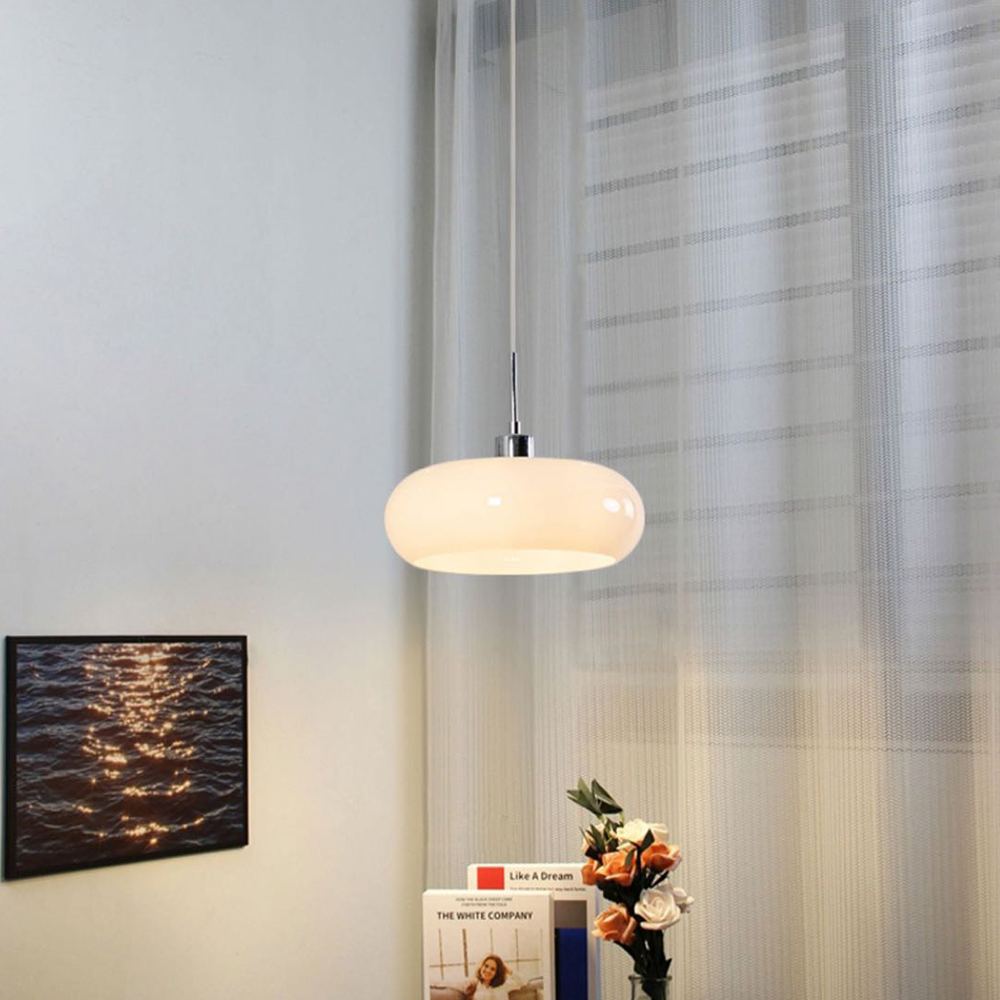 Moderne Pendelleuchte aus Glas in Brotform – Dimmbarer LED Kronleuchter für Esszimmer & Wohnzimmer