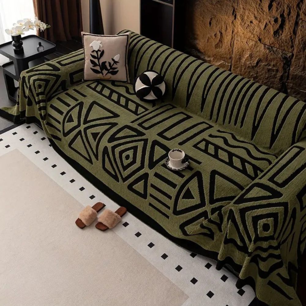 Sofahusse mit Labyrinthmuster – Velours Überwurf für modernen Schutz