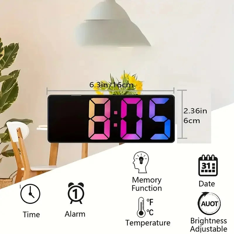 LED-Wecker mit 12/24-Stunden-Anzeige und kompaktem rechteckigem Design