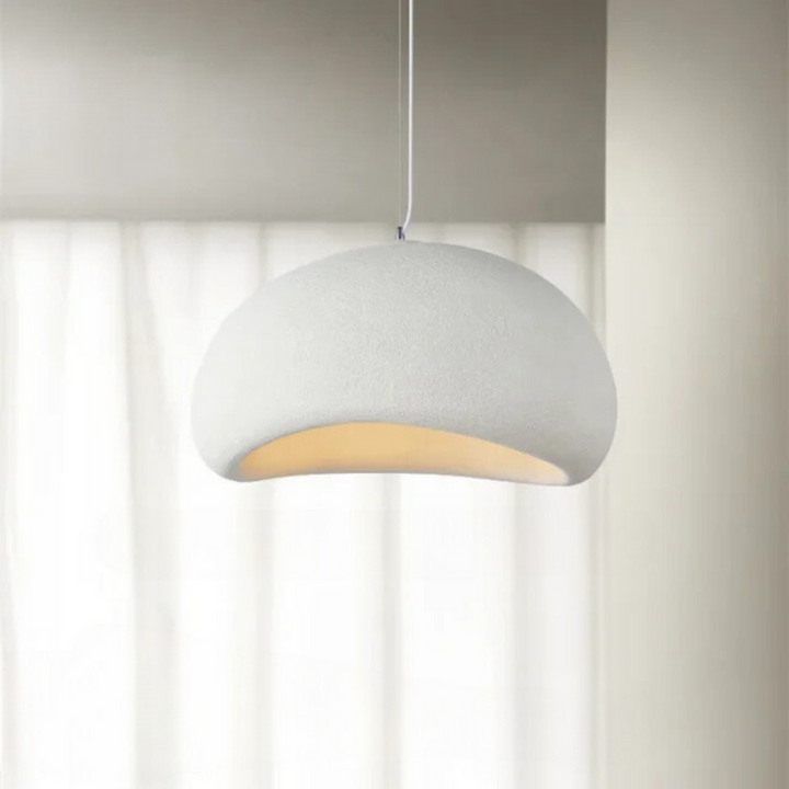 Minimalistische Pendelleuchte für eine ruhige Wohnatmosphäre