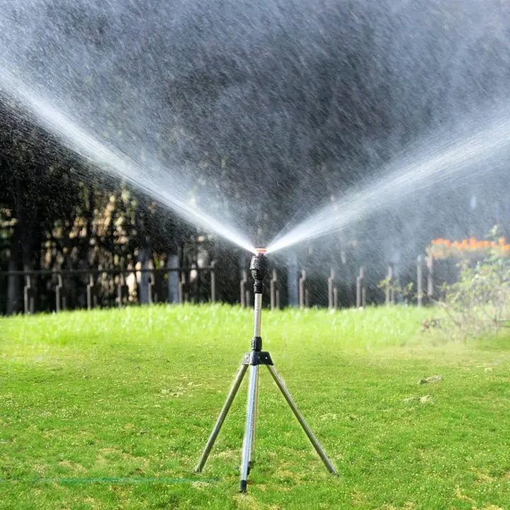 Gartensprinkler 360 Grad drehbar mit Teleskop-Stativ