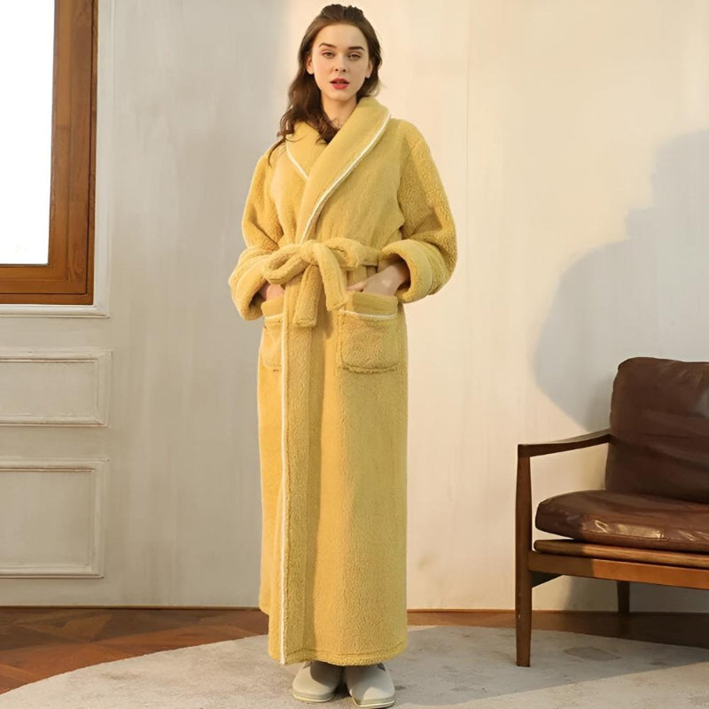 Bademantel mit Schalkragen – Fleece Morgenmantel für Damen und Herren