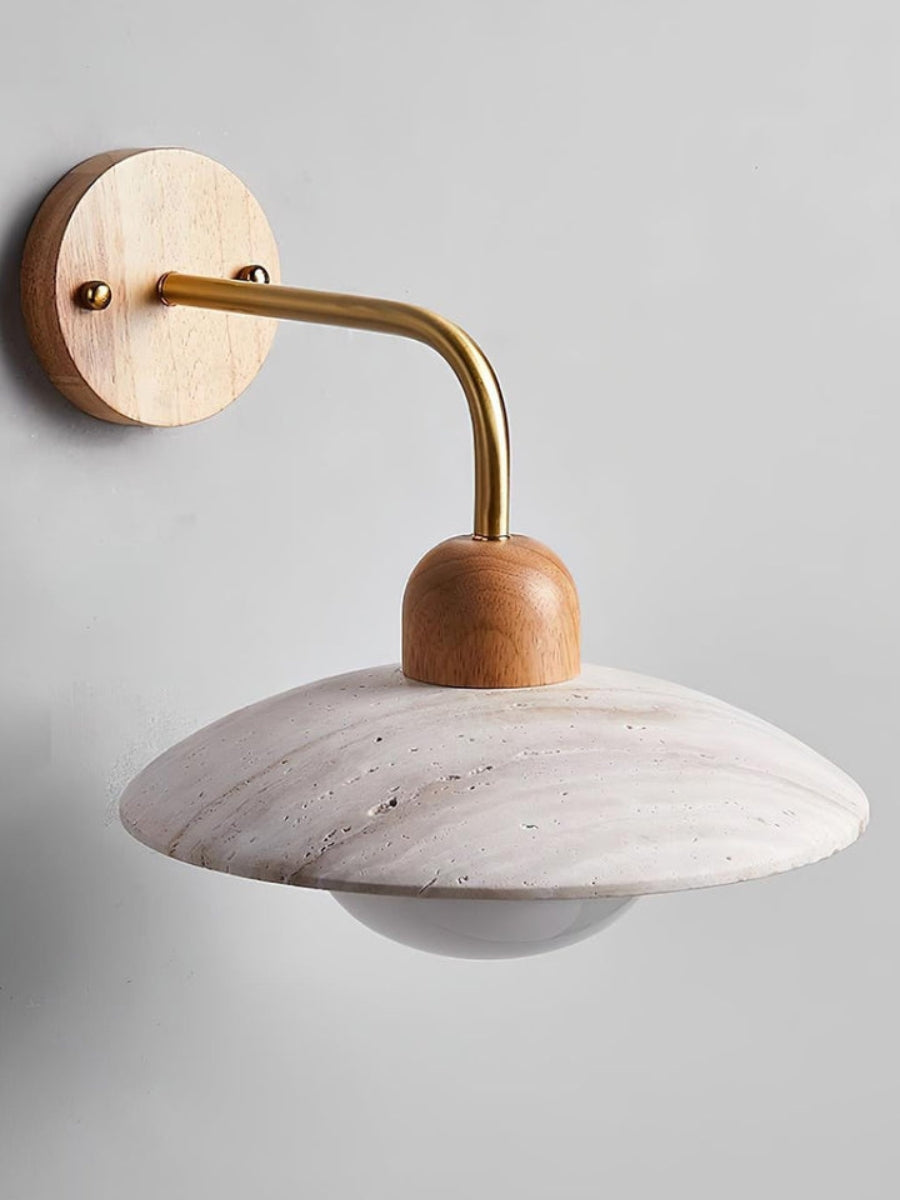 Moderne Travertin Wandleuchte – Scheibenform mit Holz- und Metallelementen