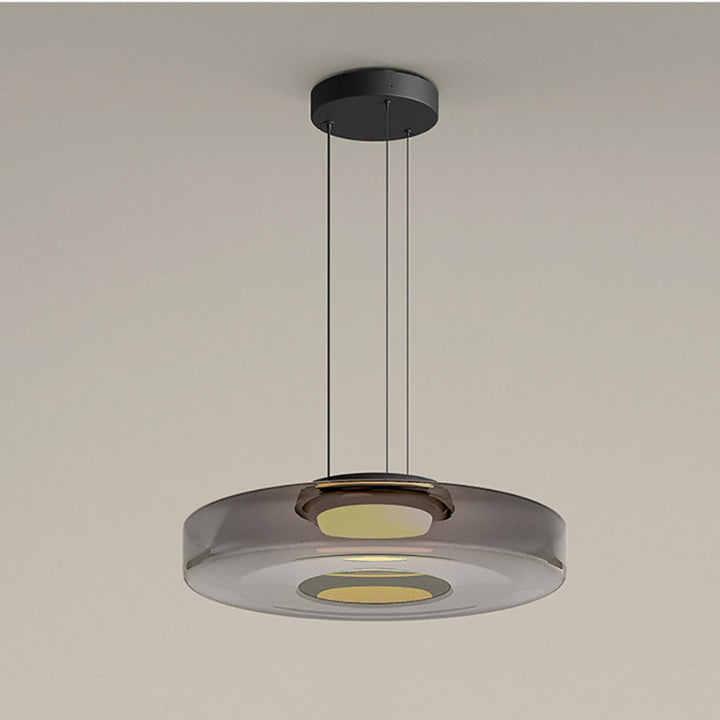 Glas-Pendelleuchte im Bauhaus-Stil – dimmbar, modern & farbig
