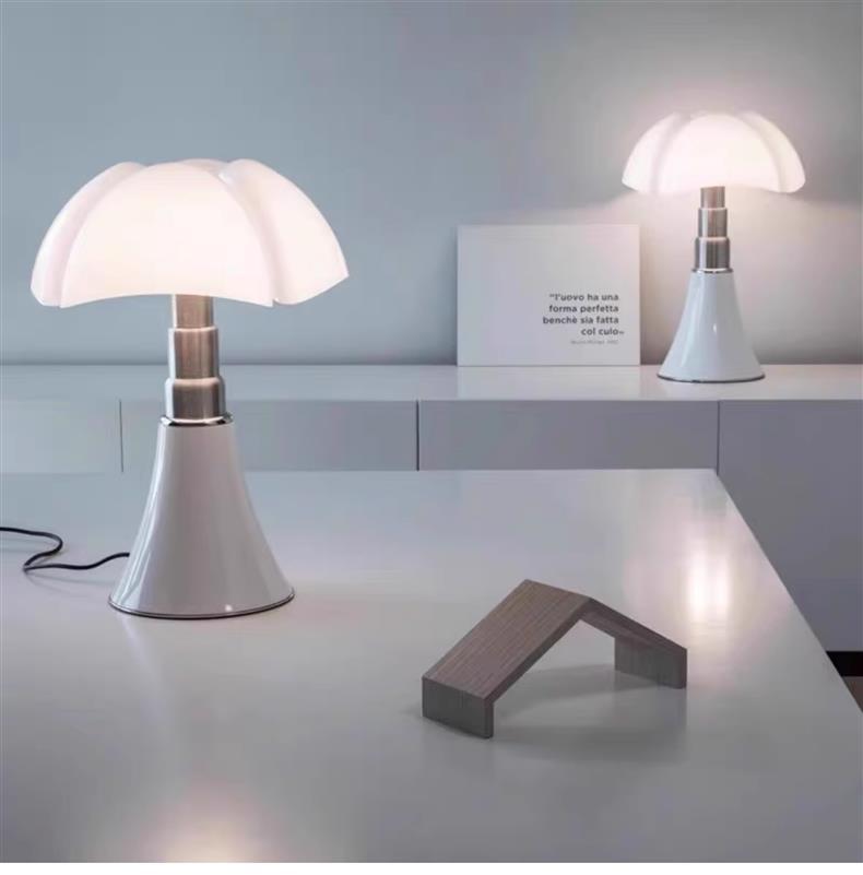 Table Lamp Bat Style Design