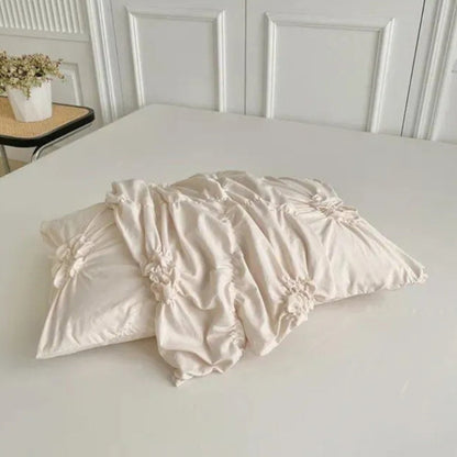 Bettwäsche Set mit Faltenblüten – Duvet Cover Set mit Rüschen-Optik