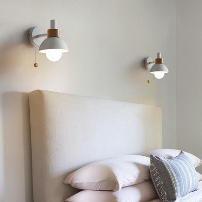 Moderne Glas Wandleuchte in Kugelform für das Wohnzimmer