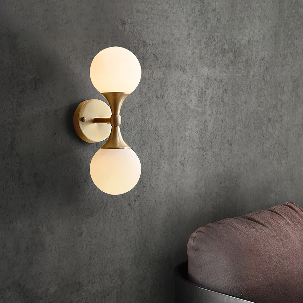 Wandleuchte aus Glas und Metall im Vintage-Stil
