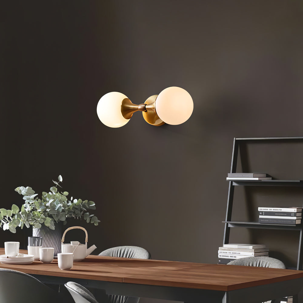 Wandleuchte aus Glas und Metall im Vintage-Stil