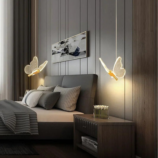 Verspielte Schmetterlings-Hängeleuchte – Höhenverstellbar & Diffuses Licht