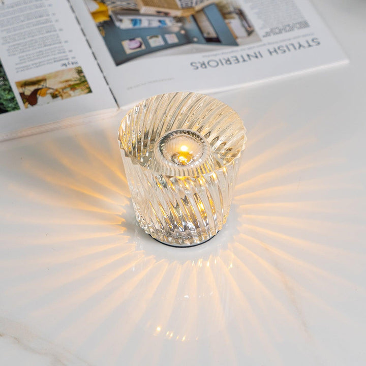 Kristall-Diamant Tischlampe mit integriertem Akku