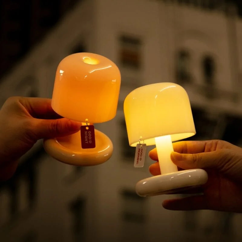 Mini Sunset Lampe mit warmem Licht – USB Wiederaufladbar & Romantisches Ambiente