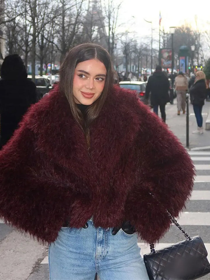 Damen Kunstpelzmantel Bordeaux – Stilvoller Mantel für Eleganz und Wärme
