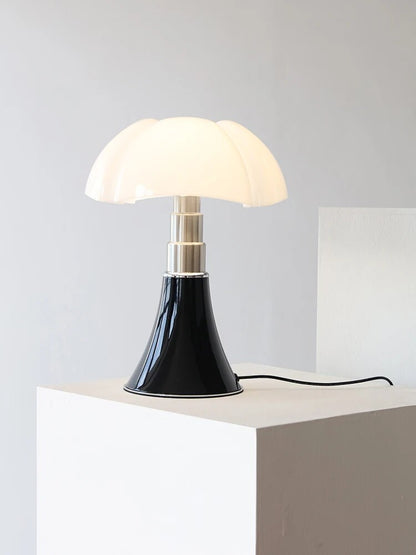 Designer-Tischlampe mit verstellbarer Höhe und dimmbarem Licht – Flower