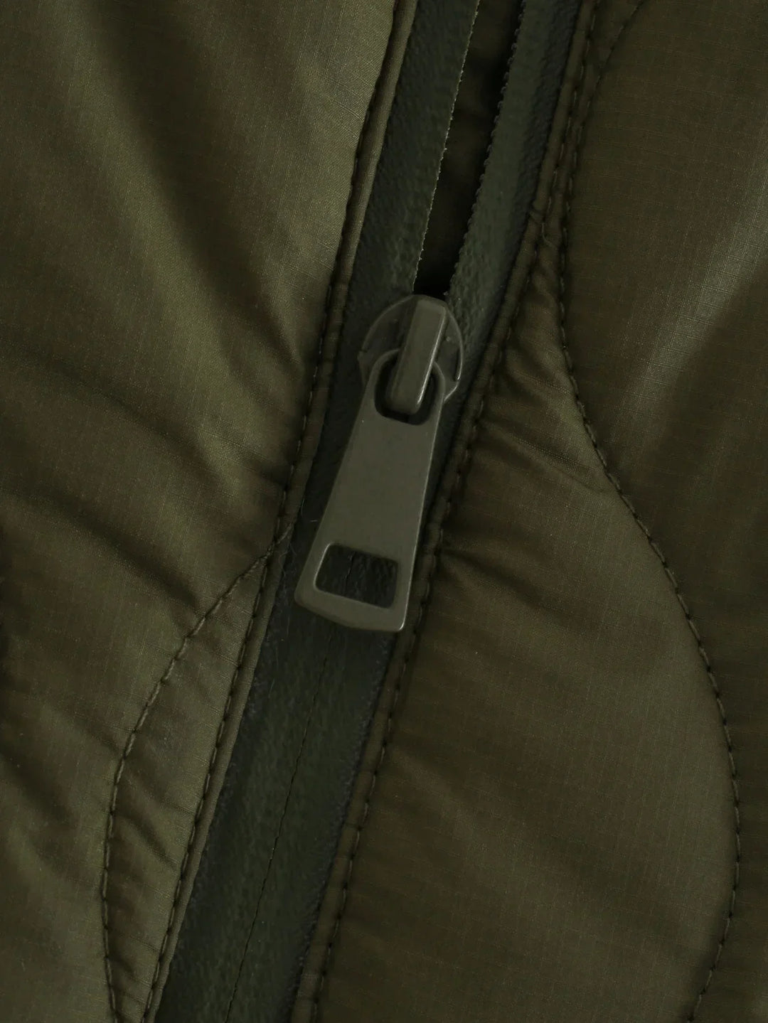 Damen Steppmantel Im Oversize Design Mit Stehkragen