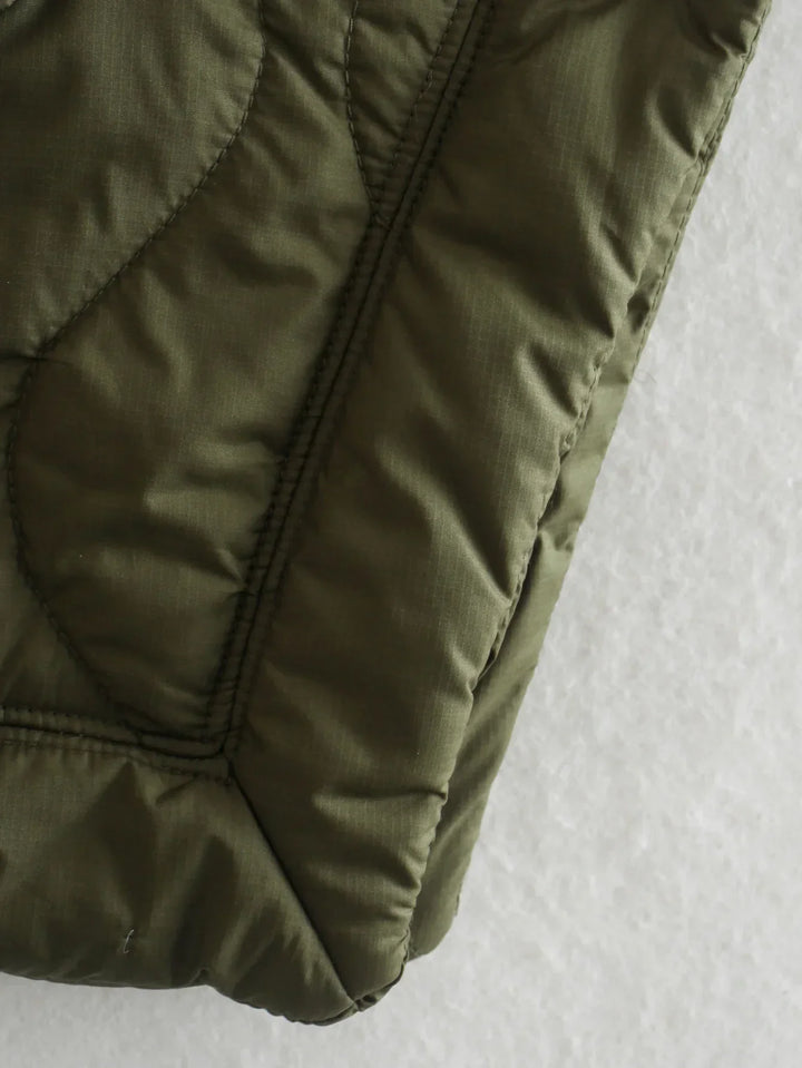 Damen Steppmantel Im Oversize Design Mit Stehkragen