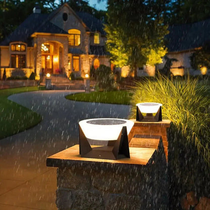 Solarbetriebene Outdoor-Lampe mit warmweißem Licht für Garten und Terrasse