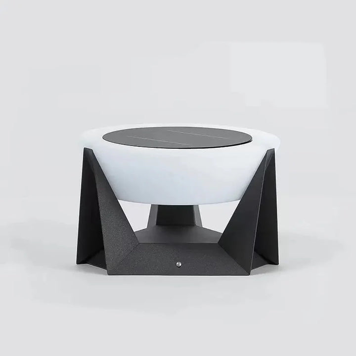 Solarbetriebene Outdoor-Lampe mit warmweißem Licht für Garten und Terrasse