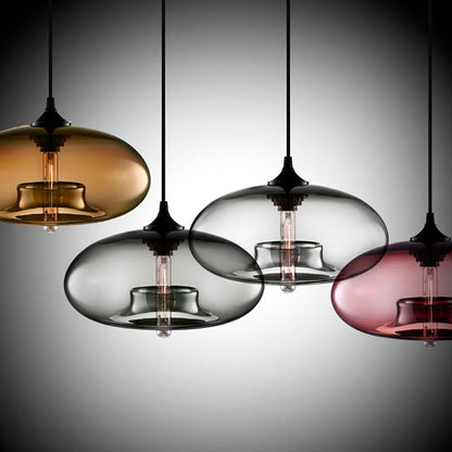 Glas-Pendelleuchte – modern, farbig & im Art-Déco-Stil