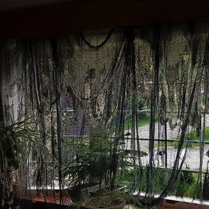 Schwarzes Halloween Stoff-Tuch – Gruselige Hängedeko für Haus & Party