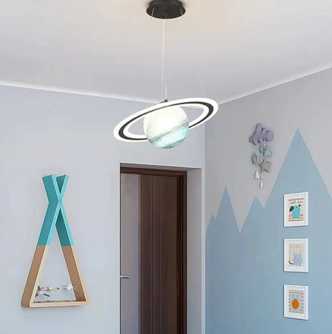 Astronaut Pendelleuchte mit LED für das Kinderzimmer