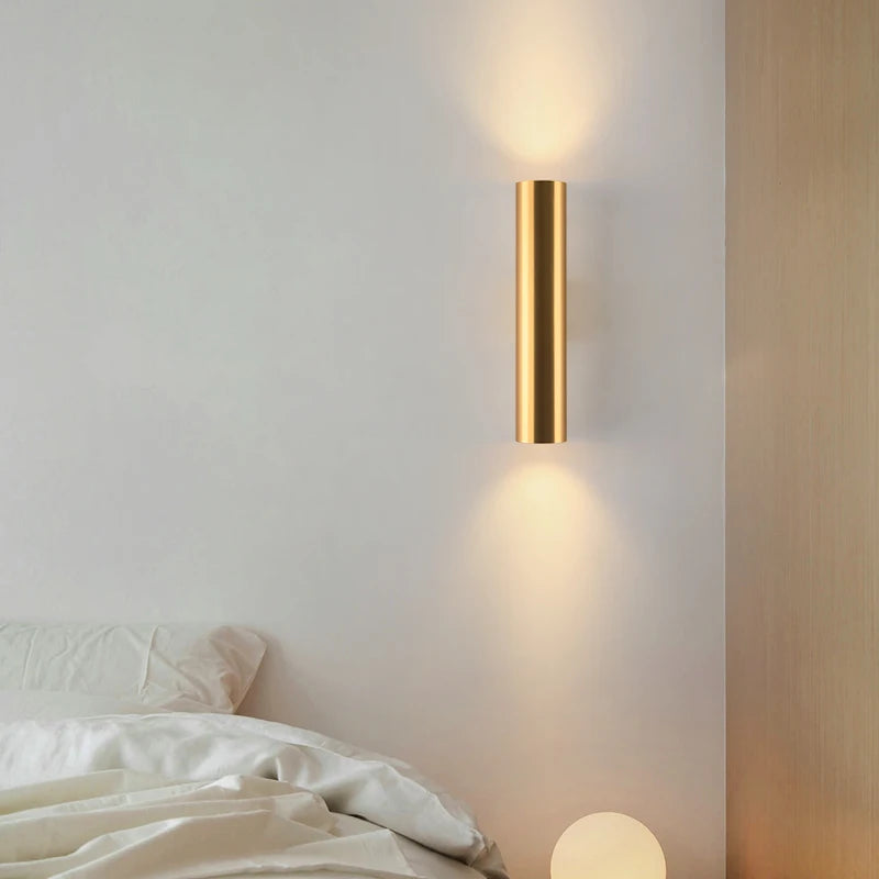 Moderne Wandleuchte aus Aluminium mit LED-Beleuchtung für Schlafzimmer und Flur