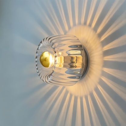 Gerippte Glas Moderne Wandleuchte - Stilvolles Lichtspiel