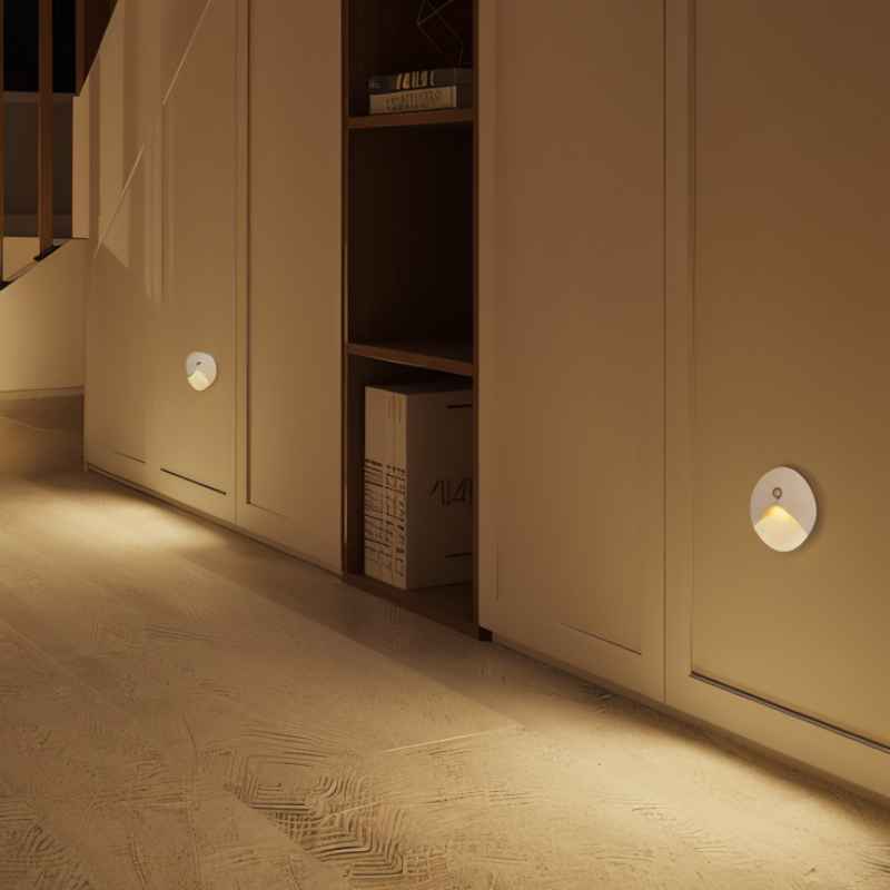 Moderne LED-Wandleuchte mit Bewegungssensor