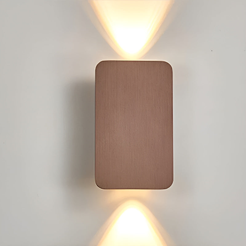 Moderne LED-Wandleuchte im minimalistischen Design