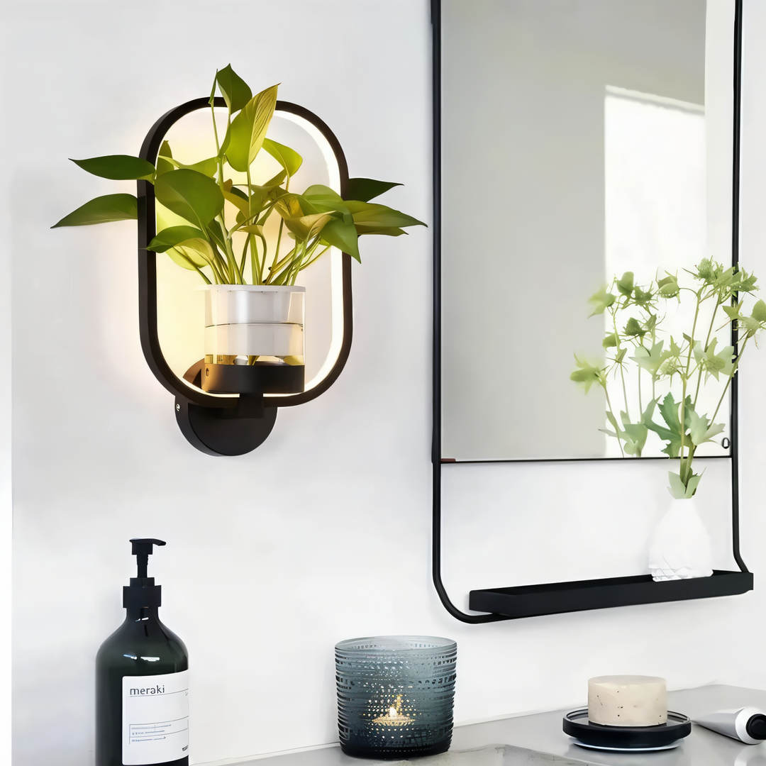 LED Wandleuchte Mit Pflanzenhalterung Aus Eisen