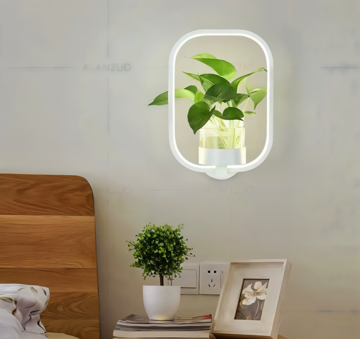 LED Wandleuchte Mit Pflanzenhalterung Aus Eisen
