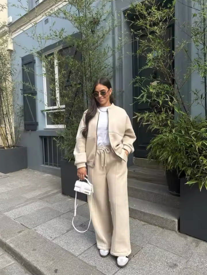 Damen Trainingsanzug Mit Lockerer Passform Und Weichem Stoff