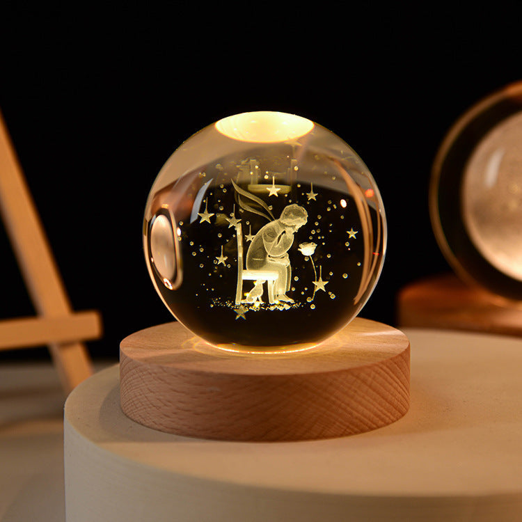 Leuchtende Kristallkugel mit 3D-Universum für Schlafzimmer und Wohnzimmer