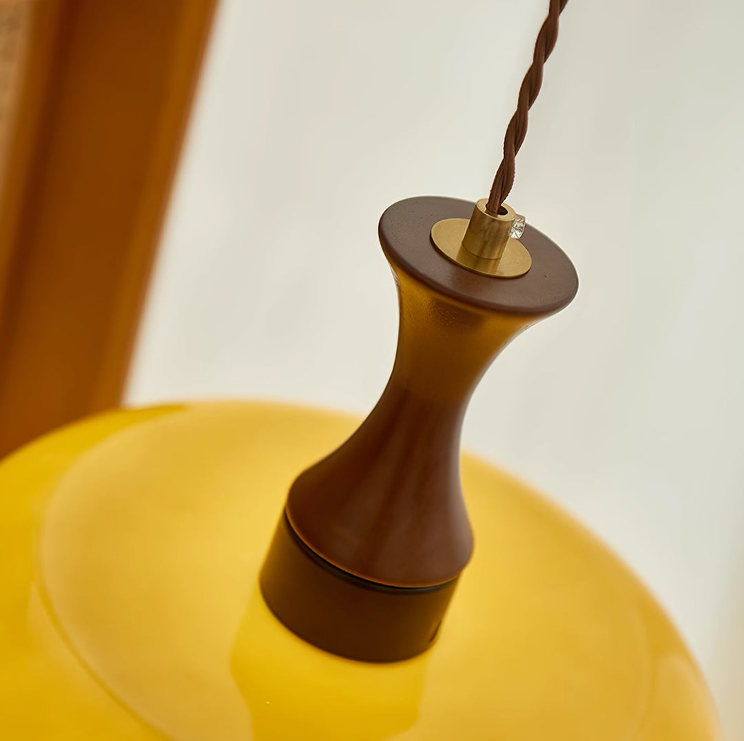 Mayon Hängeleuchte mit braunem Glasschirm