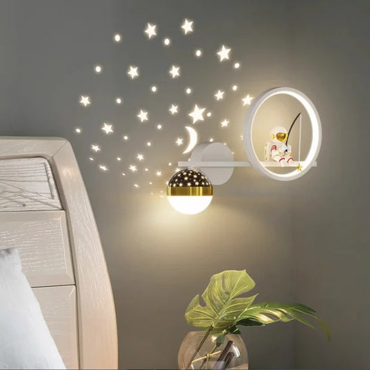 Verspielte kinderfreundliche LED-Wandleuchte für Kinderzimmer