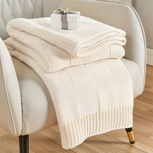 Schwarz-Weiß Strickdecke – Akryl Plaid mit Karomuster für alle Jahreszeiten