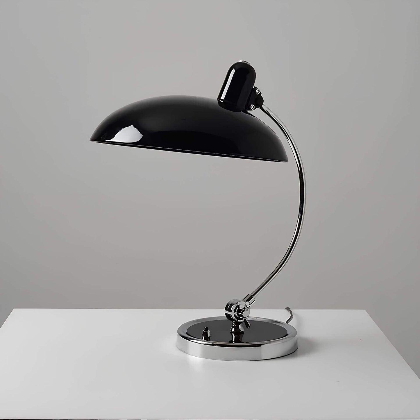 Skandinavische LED Tischlampe – minimalistisch, dimmbar & modern