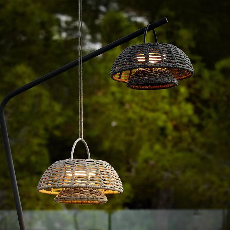 Nachhaltige wetterfeste LED-Außenlampe im Bambusdesign für Garten und Terrasse