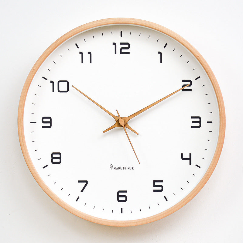 Geräuschlose Wanduhr Aus Holz Mit Zeitlosem Design