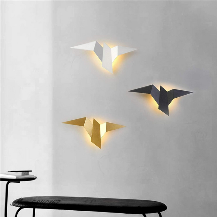 Origami Wandleuchte im Wohnbereich für gemütliche Lichtakzente