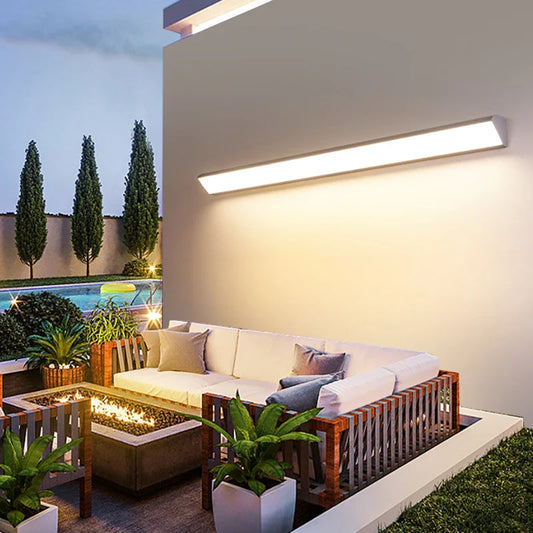 Elegante LED-Wandleuchte für den Außenbereich