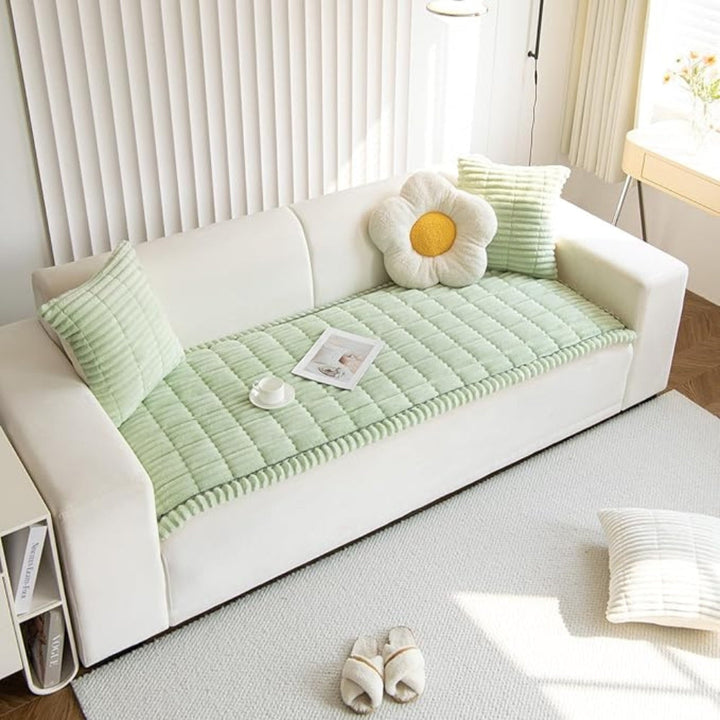 Sofahusse mit Faltenkante – Flanell Überwurf für stilvollen Schutz