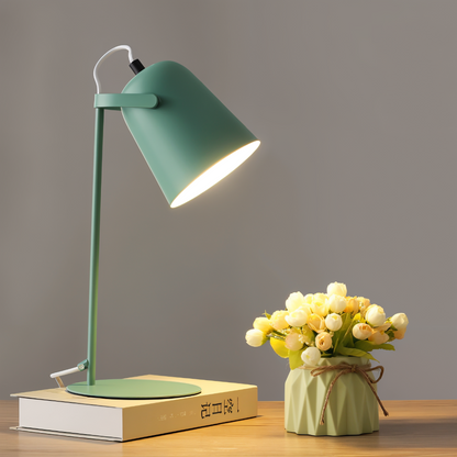 Drehbare LED Tischlampe im modernen Design