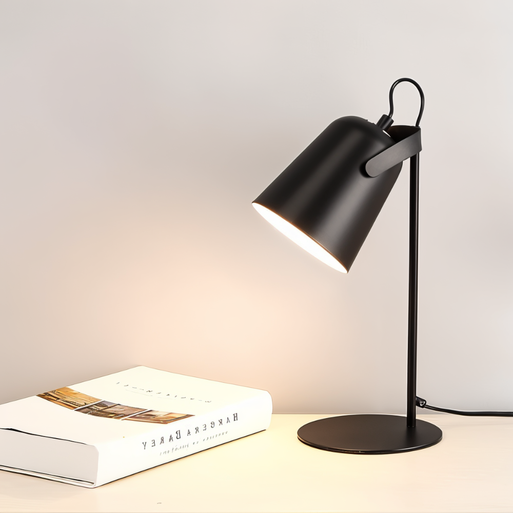 Drehbare LED Tischlampe im modernen Design