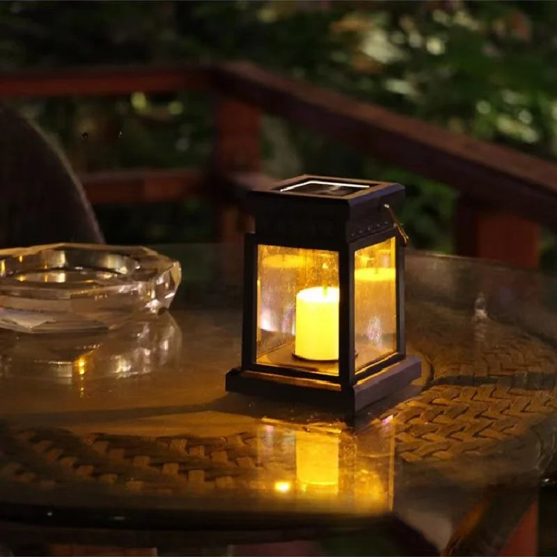 Solarbetriebene Retro-Gartenlaterne mit LED-Kerzenlicht für stimmungsvolle Nächte