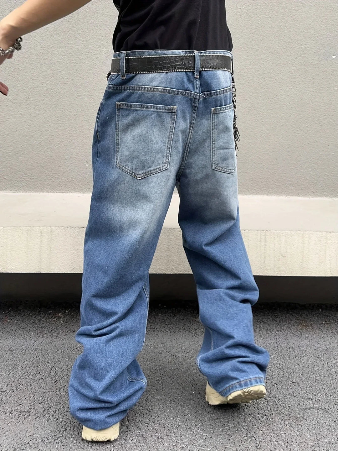 Herren Baggy Jeans Im Streetwear Stil