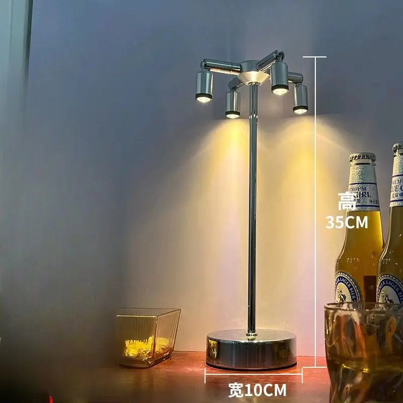 LED-Tischlampe mit Touch-Dimmer und USB-Aufladung