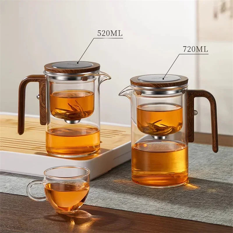 Elegante Glasteekanne mit Edelstahl-Infuser