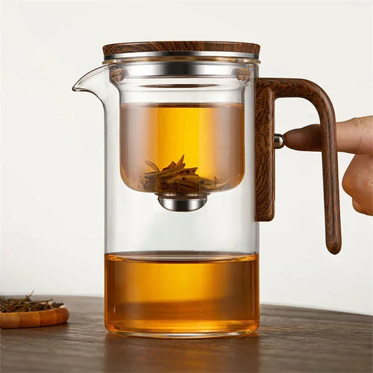 Elegante Glasteekanne mit Edelstahl-Infuser