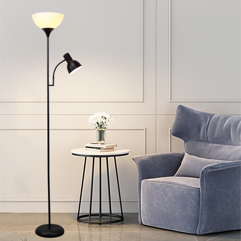 Moderne Stehlampe mit 2 Lichtquellen – Eisen, schwarz oder gold